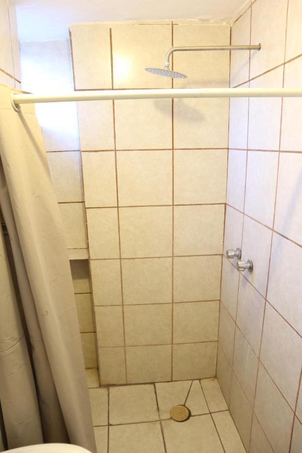 Готель Hostal Purisima San Francisco Del Rincon Екстер'єр фото